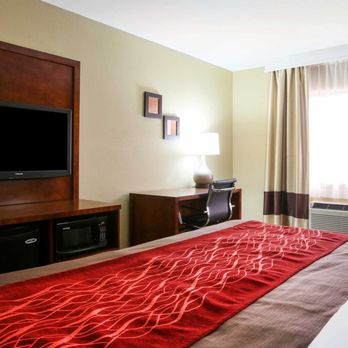 Comfort Inn & Suites Leeds I-20 - Hotels Near Me - Leeds, Alabama Comfort Inn & Suites Leeds I-20 - Hotels Near Me - Leeds, Alabama