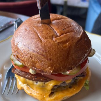 The Whale Chicago - Cheeseburger - New American Near Me - Chicago, Illinois The Whale Chicago - Cheeseburger - New American Near Me - Chicago, Illinois