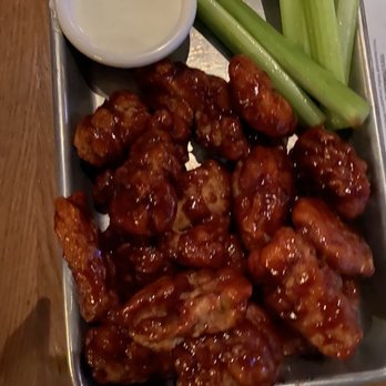 BJ's Restaurant & Brewhouse - Boneless Wings - Breweries Near Me - Lutz, Florida