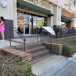 OHenry's Coffees - Main entrance