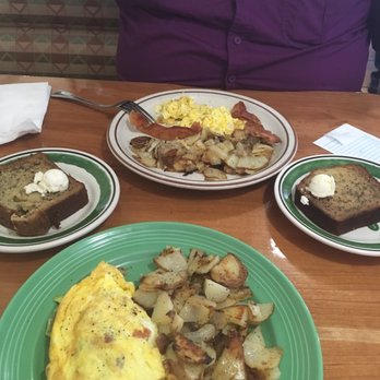 The Reyn - Avocado, bacon and Swiss omelette with home fries and the Reyn Special with banana bread for both entrees. - American Near Me - Pasadena, California