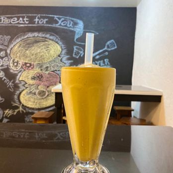 Shakira's Snack Bar - Mango Shake - Burgers Near Me - General Luna, SUN Shakira's Snack Bar - Mango Shake - Burgers Near Me - General Luna, SUN