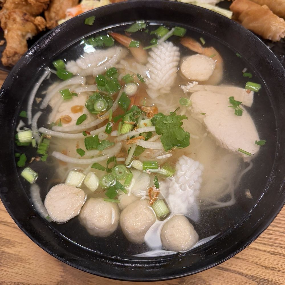 H1. House Special Chicken Noodle Soup H1. House Special Chicken Noodle Soup