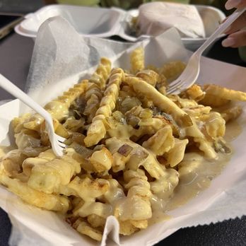The Chopping Block - Chopped Cheese Fries - Food Trucks Near Me - Miami, Florida