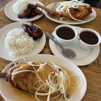 Versailles - #6 Famoso Pollo Versailles (Versailles Famous Garlic Chicken) - Cuban Near Me - Encino, California
