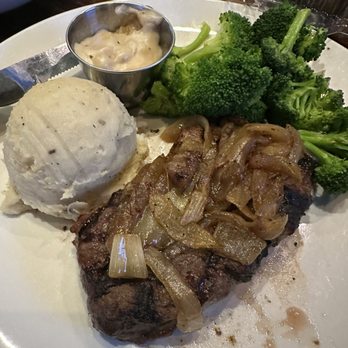 Flips Patio Grill - Flat Iron Steak - Sports Bars Near Me - Fort Worth, Texas Flips Patio Grill - Flat Iron Steak - Sports Bars Near Me - Fort Worth, Texas