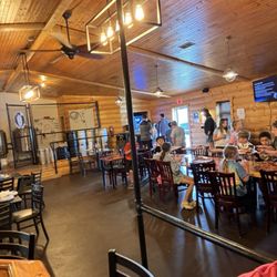 Tree City Brew - Dinning room