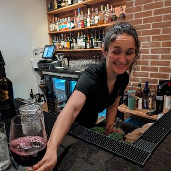 Vino Di Luca - Bartender Irene? - Wine Bars Near Me - Olmsted Falls, Ohio Vino Di Luca - Bartender Irene? - Wine Bars Near Me - Olmsted Falls, Ohio