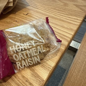 Chopt Creative Salad Co. - Oatmeal Raisin Cookie - Salad Near Me - New York, New York