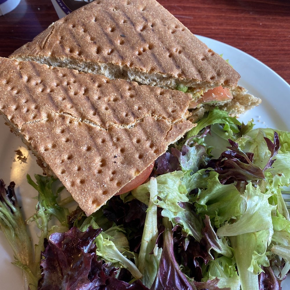 Garden vegetable burger with greens Garden vegetable burger with greens