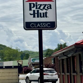 Pizza Hut - Pizza Hut Classic - Pizza Near Me - Bryson City, North Carolina Pizza Hut - Pizza Hut Classic - Pizza Near Me - Bryson City, North Carolina