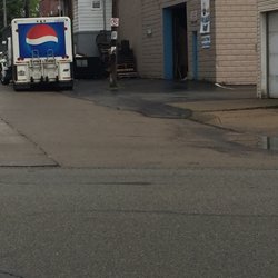 Sam's Pop & Beer Shop - They also sell soft drinks