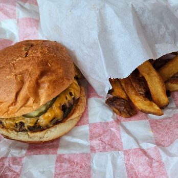 Jazzy Steakburger - Stopped by grab a quick burger and fry and it didn't disappoint! The hand cut seasoned fries were great! - Cheesesteaks Near Me - monroe, Michigan