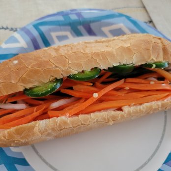 Bella Banh Mi Cafe - Jan 2021 bbq chicken $8 - Sandwiches Near Me - Honolulu, Hawaii