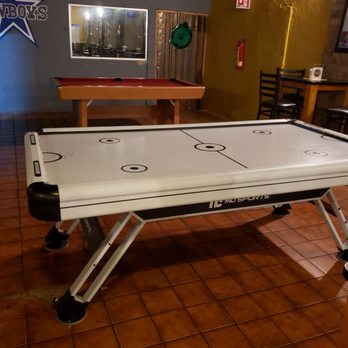 Cheve Del Barrio - Sports Bars Near Me - Rosarito, BCN