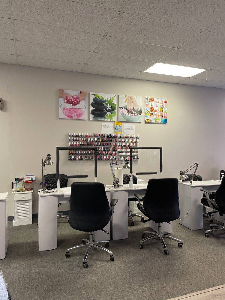 PERFECT PINKIE NAIL SPA Updated October 2024 16 Reviews 10236 E