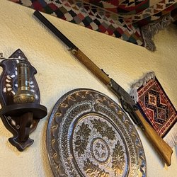 Döner Harju - Decorations on the restaurant wall