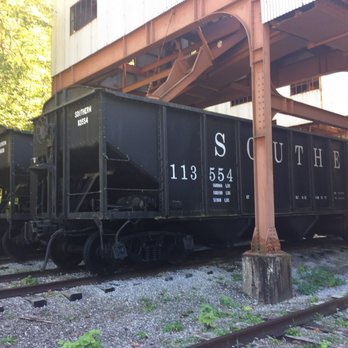 Big South Fork Scenic Railway - Trains Near Me - Stearns, Kentucky