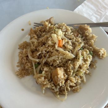 Garden Wok - Vegan chicken fried rice - Chinese Near Me - Tarzana, California Garden Wok - Vegan chicken fried rice - Chinese Near Me - Tarzana, California