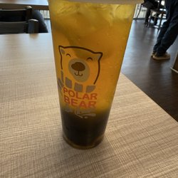 Polar Bear Ice Cream & Poke - Peach green tea with boba & lemon