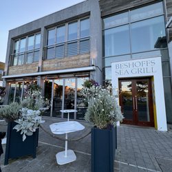 Beshoffs of Howth - Restaurant front area