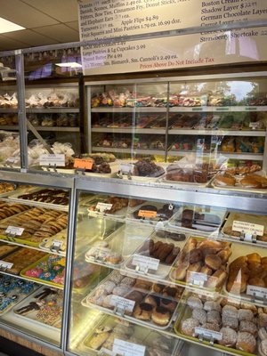 Klemm's Bakery by null