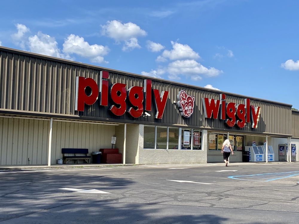 PIGGLY WIGGLY OF GURLEY Updated July 2024 6327 Highway 72 E, Gurley