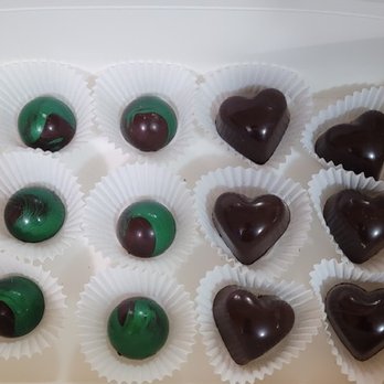 Chefany's Cakes - the most amazing hand made chocolate truffles! - Desserts Near Me Chefany's Cakes - the most amazing hand made chocolate truffles! - Desserts Near Me