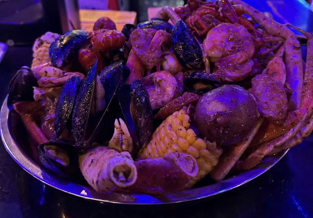 Crab Seafood House Logo