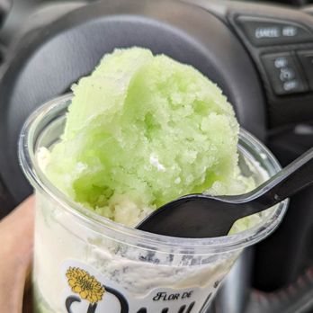 Flor de Dahlia - Colita de Rana but they forgot my gummies and whip :( - Bubble Tea Near Me - Galt, California