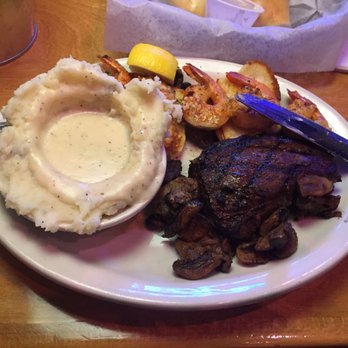 Texas Roadhouse - Sirloin with shrimp - Steakhouses Near Me - Flagstaff, Arizona