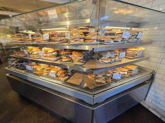 Michou Deli by null