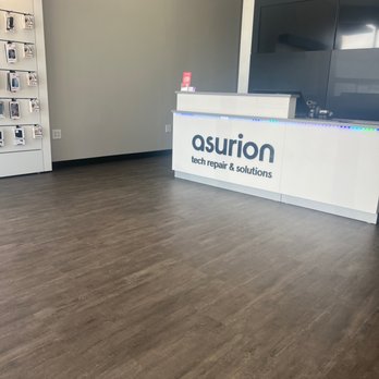 uBreakiFix by Asurion - Lobby - Mobile Phone Repair Near Me - Frisco, Texas uBreakiFix by Asurion - Lobby - Mobile Phone Repair Near Me - Frisco, Texas