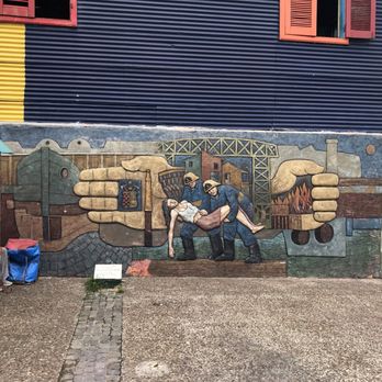 La Boca - The murals are fantastic - Landmarks & Historical Buildings Near Me