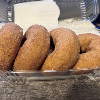 La Bagel Delight - Apple Cider Donut - Bagels Near Me - Brooklyn, New York La Bagel Delight - Apple Cider Donut - Bagels Near Me - Brooklyn, New York