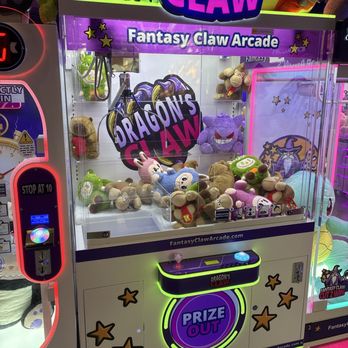 Fantasy Claw Arcade Hawaii - This place is amazing! Highly recommend! - Arcades Near Me - Honolulu, Hawaii