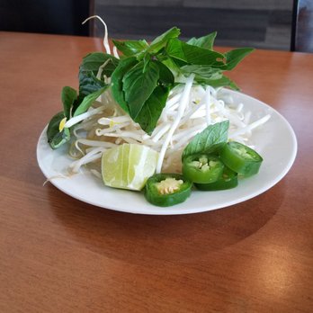 Bun & Pho House - Garnish plate - Vietnamese Near Me - Portland, Oregon