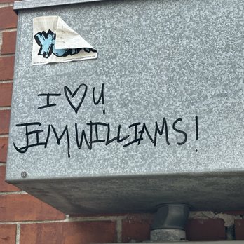 Mercer Williams House - I LOVE this graffiti outside the house. - Tours Near Me - Savannah, Georgia Mercer Williams House - I LOVE this graffiti outside the house. - Tours Near Me - Savannah, Georgia