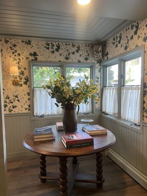 Le Petit Pali at Ocean Ave by null