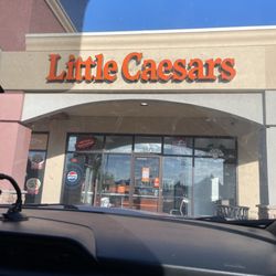 Little Caesars Pizza - The outside