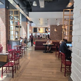 Pret A Manger - Coffee & Tea Near Me - New York, New York