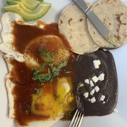 H Huevos Rancheros