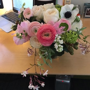 Twigs and Thyme - Florists Near Me - Beverly Hills, California