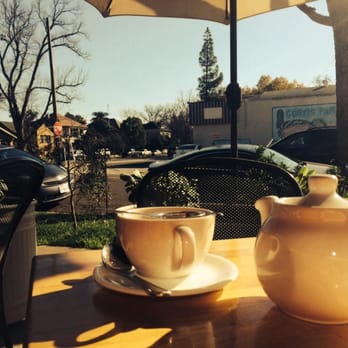Cafe Dantorels - Jasmine tea is amazing! - Cafes Near Me - Sacramento, California