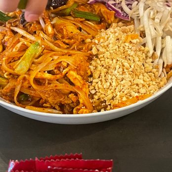 Chef's Choice Noodle Bar - Pad Thai with spicy noodles amazing . - Thai Near Me - Bakersfield, California Chef's Choice Noodle Bar - Pad Thai with spicy noodles amazing . - Thai Near Me - Bakersfield, California