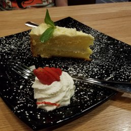 Limoncello Cake
