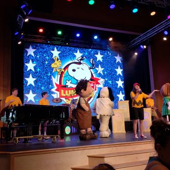 Carowinds - Peanuts show at Harmony Hall - Amusement Parks Near Me - Charlotte, North Carolina Carowinds - Peanuts show at Harmony Hall - Amusement Parks Near Me - Charlotte, North Carolina
