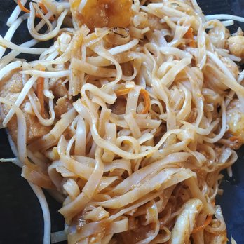 Pineapple Village - Pad thai - Asian Fusion Near Me - Gilroy, California
