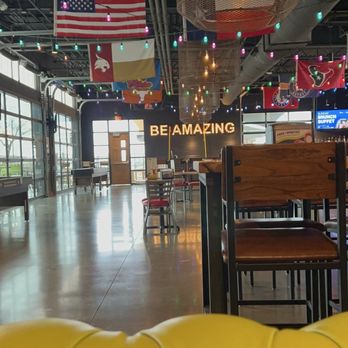 Chicken N Pickle - San Antonio - Dining room - Pickleball Near Me - San Antonio, Texas