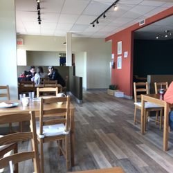 Tempo Grill - Lunch rush is leaving !